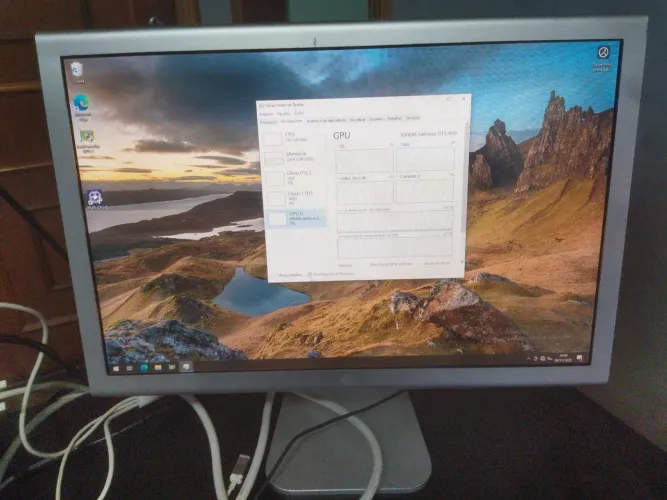 Monitor Apple 20 polegadas. R$200