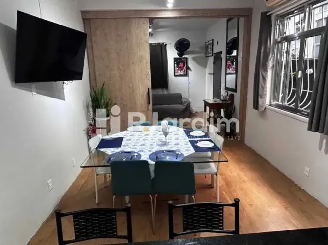 Apartamento : Térreo / Residencial / Leblon