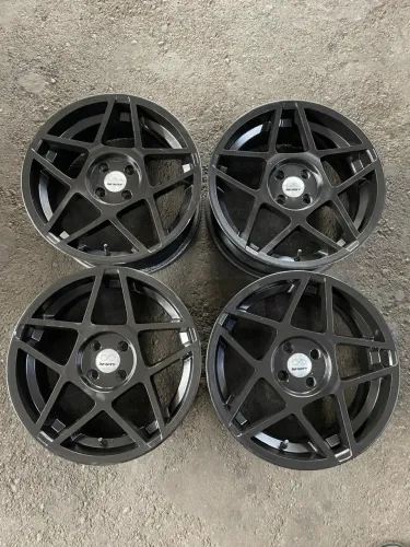 Rodas Infinity aro 17 tala 8.5 furacão 4x100
