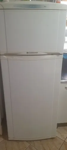 Geladeira continental 450 litros freezer grande