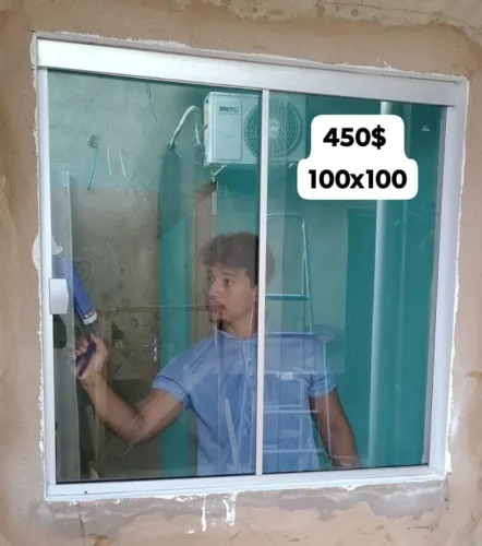 Janela de Vidro 100x100 - R$450