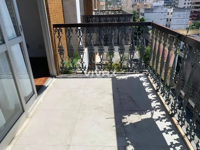 MÉIER | Rua Vilela Tavares - 3 Quartos (1 Suíte) 2 Banheiros 2 Vagas - Varanda | Agende Su