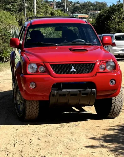 Mitsubishi L200 Outdoor HPE 2.5 4X4 CD T.dies. Mec. 2012