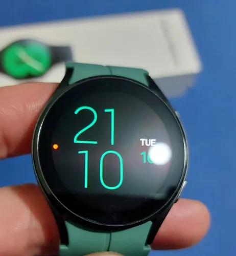 Samsung Galaxy Watch4 BT 40mm Tela Super AMOLED 1.2