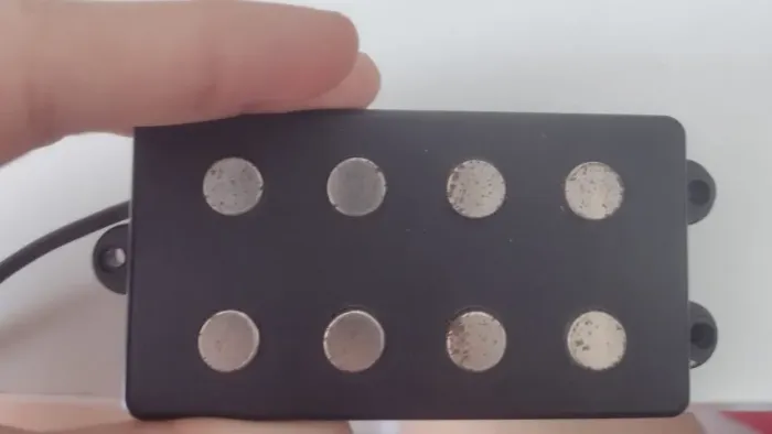 Humbucker para baixo 4 cordas