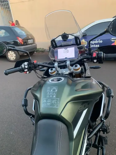 Moto Triumph Tiger 900 Rally