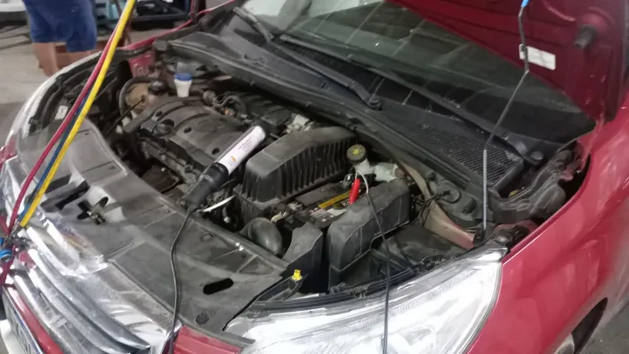 Ar condicionado automotivo