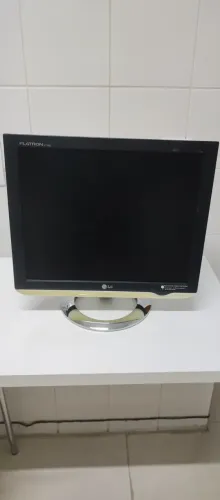 Monitor LG 17" L1740B
