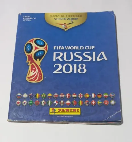 Álbum figurinhas Fifa World Cup Russia 2018 Capa Mole Incompleto  