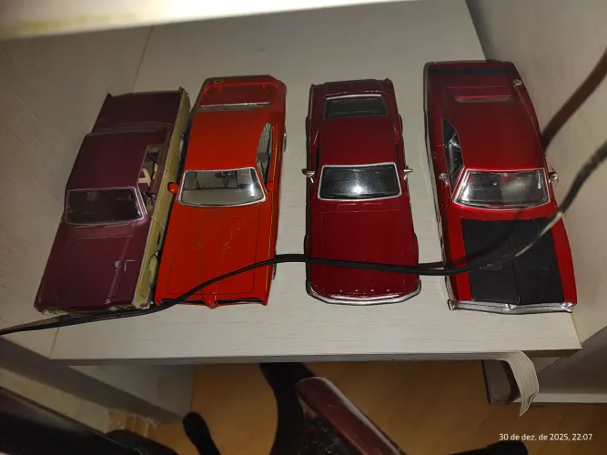 Coleção miniatura carro grande 1/24 raros