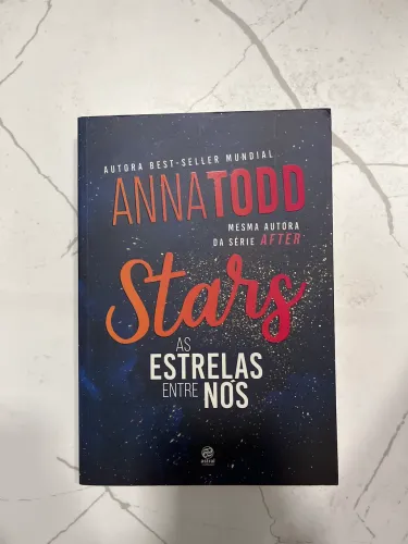Livro Stars as estrelas entre nós