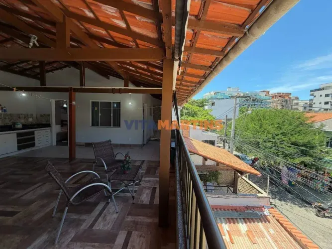 Casa à venda com 9 quartos (4 suítes) na Vila Nova em Cabo Frio/RJ por R$ 1.900.000,00