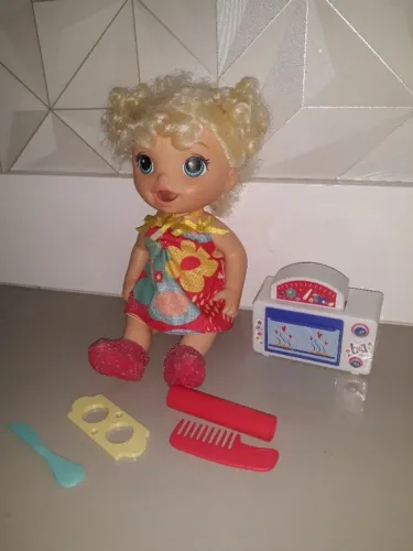 Baby alive cozinha, faz pizza de massinha no forno. Praticamente nova