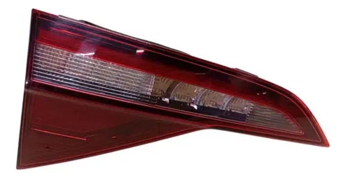 Lanterna Traseira Esquerda Jetta 2018/ (mala) Esquerdo/motorista Vermelho
