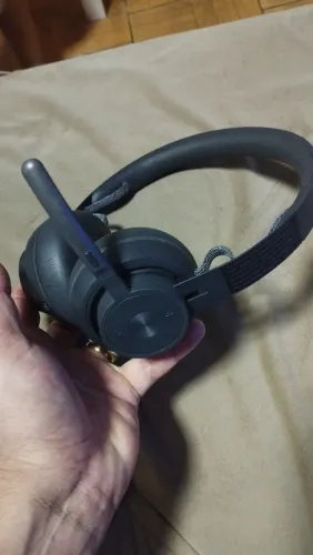 Headset Logitech R$:800 Reais 