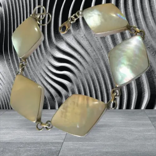 Pulseira de Prata 925 com Losangos de Prata com Madrepérolas Brancas