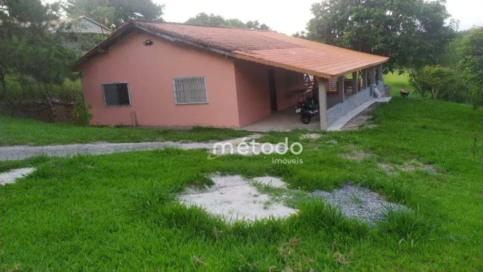 Chácara com 2 quartos à venda, 5000 m² por R$ 700.000 - Bairro Chácaras Rurais de Guararem