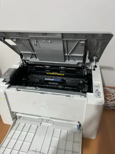 Impressora HP LaserJet Ultra M106w