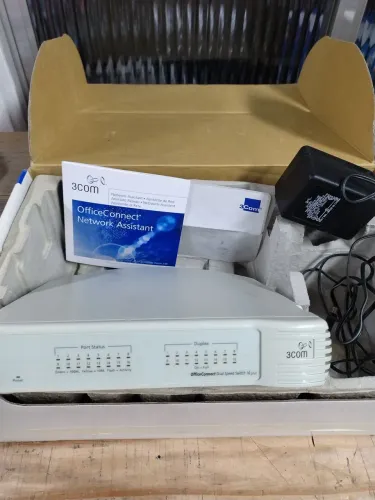 Switch 16 portas 10/100 3Com Office Connect