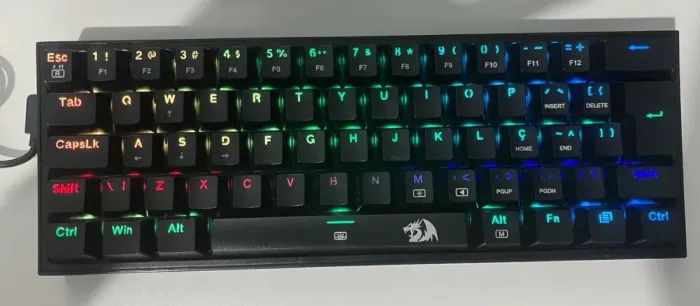 Teclado mecanico redragon Fizz