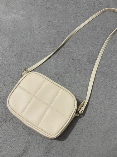 Bolsa off white riachuelo alça ajustável 