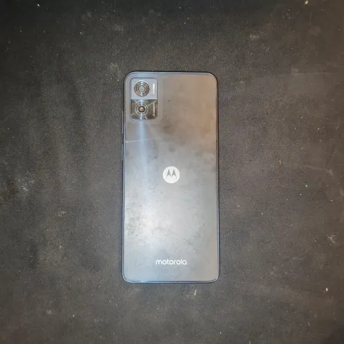 Celular Moto E 22