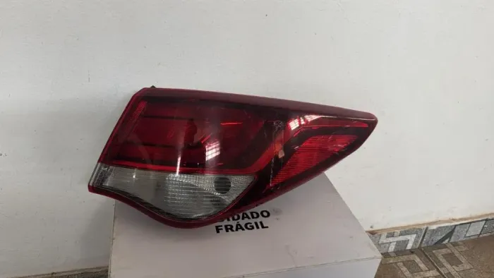 LANTERNA DIREITA HB20 SEDAN C/LED 16/19