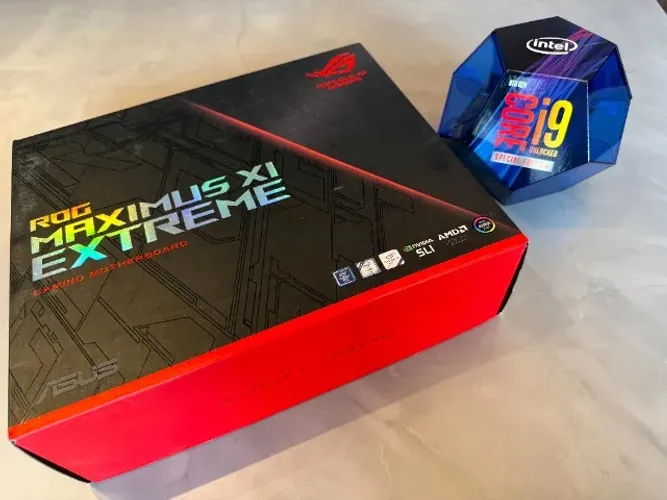 Combo Porcessador e Placa Mae: Core i9-9900KS Special Edition + ROG Maximus XI Extreme