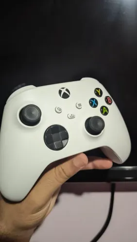 Controle Xbox One / Séries X/S Branco 