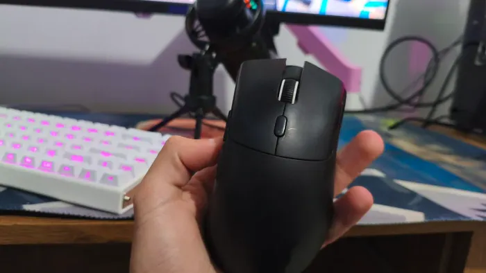 Mouse attack shark r1