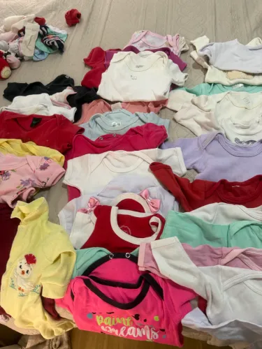 Lote de bebê Rn a 5 meses