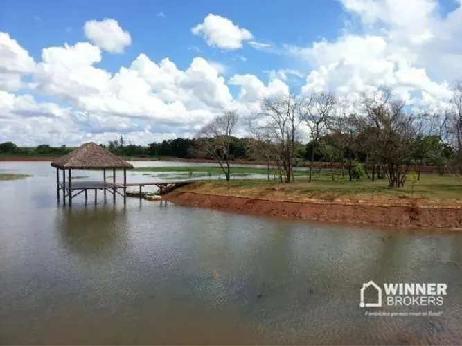 Terreno à venda, 840 m² por R$ 110.000,01 - Casa do Lago - Ângulo/PR