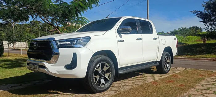 Toyota Hilux CD SRX 4X4 2.8 TDI 16V Diesel Aut. 2022