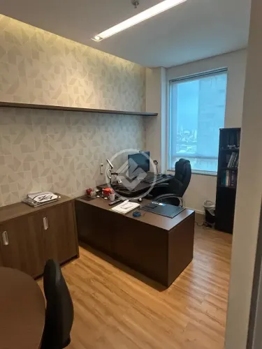 Sala comercial no centro de Alphaville pronta para uso codigo: 328949