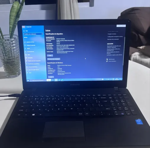 Notebook Samsung 300E Intel Core i3 - Tela 15.6" (Excelente Estado)