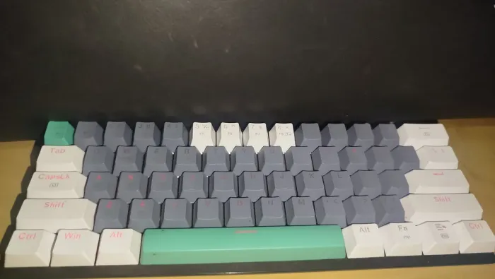 Teclado mecânico machenike k500b61w 60%
