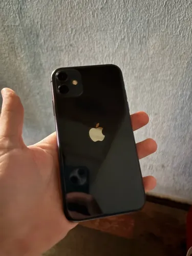 Vende-se IPhone 11 64gb