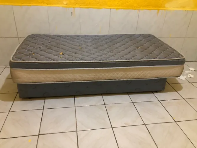 Cama solteirão