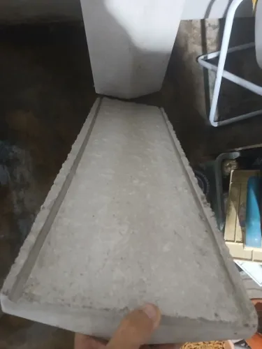 Vendo 6 pingadeira capa muro de cimento concreto 50,00 cada