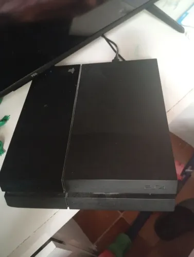 Ps4 500 gigas com 1 controle