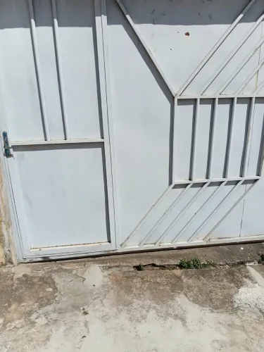 Alugo quarto + banheiro+ hall, incluso água, energia e Wi-Fi viviam parque Anápolis