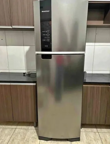 Vendo geladeira Brastemp