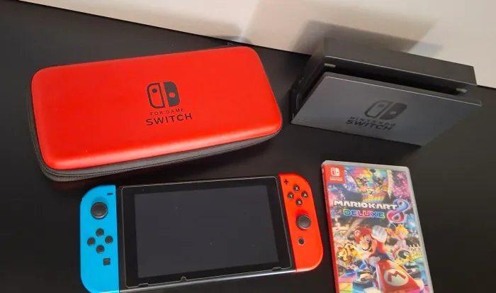 Nintendo Switch completo com jogo