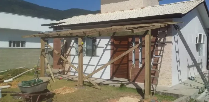 Obras e Reparos - Laguna e região.