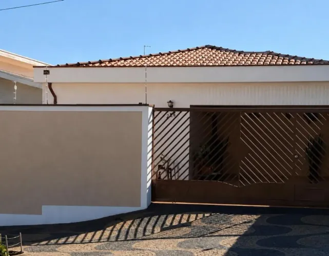 Casa para Venda em Campinas, Jardim Leonor, 3 dormitórios, 1 suíte, 3 banheiros, 4 vagas