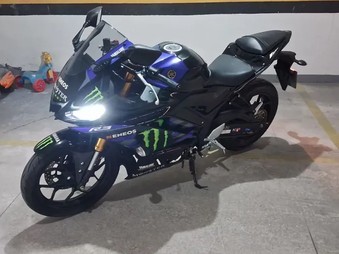 Yamaha R3 23/24 (3500km)