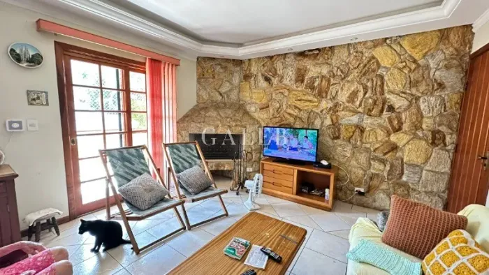 Imperdível oportunidade: Casa à venda em Atibaia-SP, bairro Vila Junqueira, 3 quartos, 1 s
