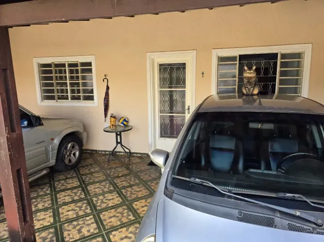 QS 12 VENDO CASA DE ESQUINA | ACEITA FINANCIAMENTO E FGTS | RIACHO FUNDO 1.