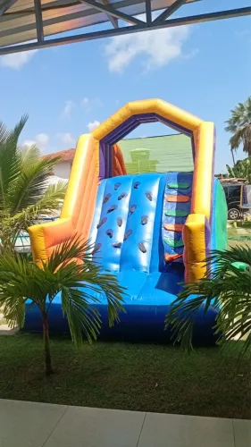 Aluguel de brinquedos infláveis 