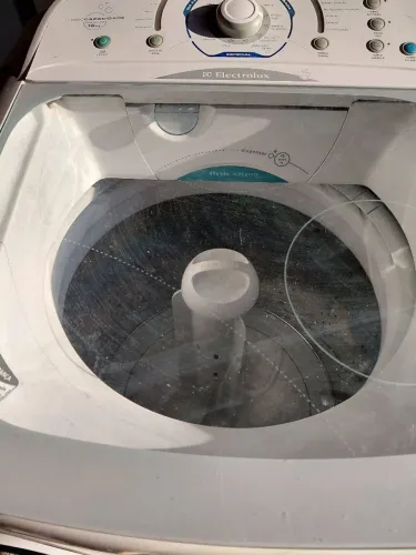 Vendo máquina Electrolux 